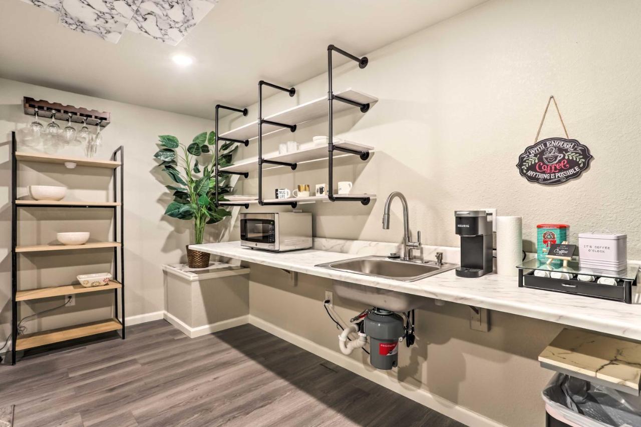 Cozy Commerce City Home 8 Mi To Barr Lake! Henderson Экстерьер фото